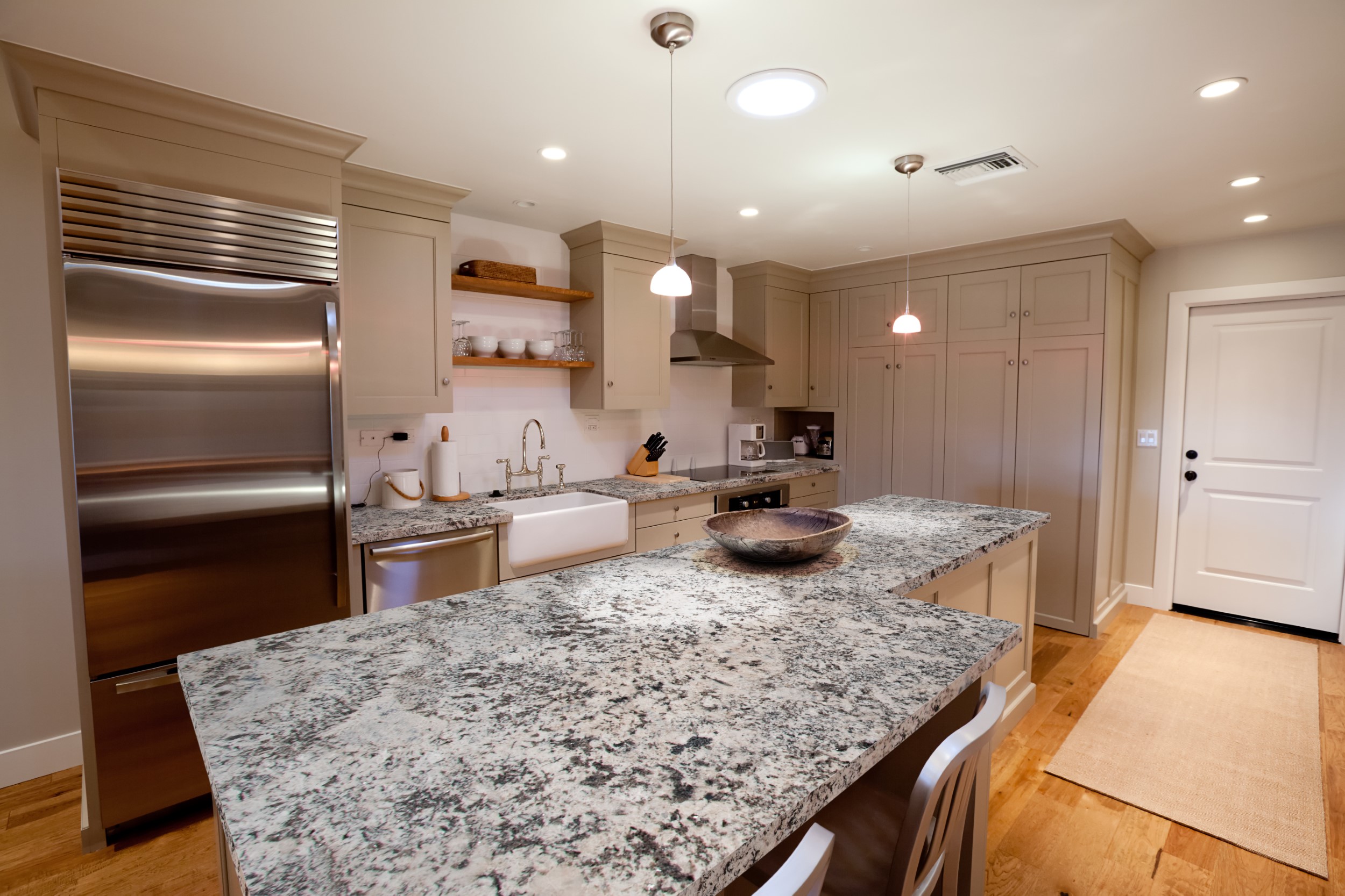 Granite Countertops Oyster White Umbarè Lakewood Ranch Sarasota